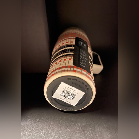 NWT Brumate ANTHROPOLOGIE EXCLUSIVE 40oz Era BLACK MOTIF - Picture 5 of 5